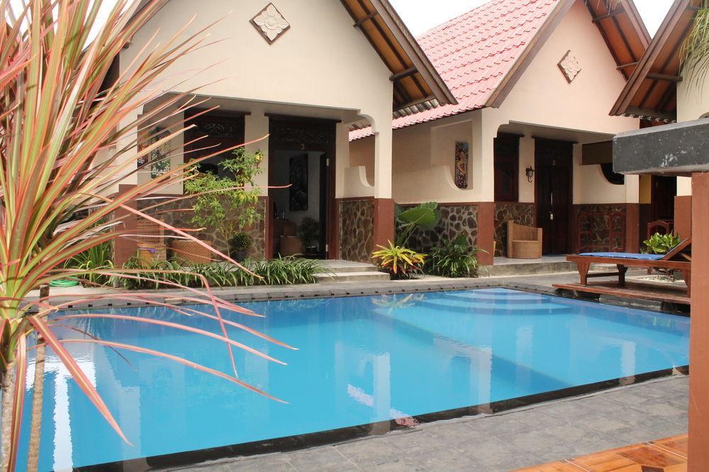 Bagaz Cottage Gili Trawangan Extérieur photo